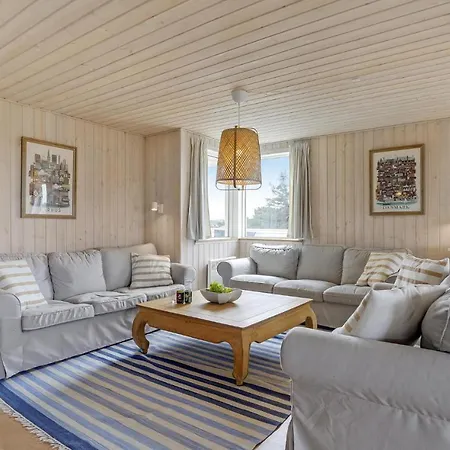 Lovely Home In Vejers Strand With Sauna Holiday home *