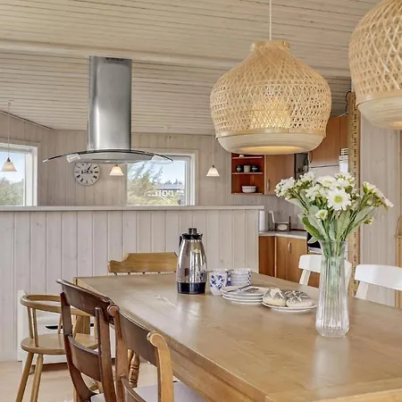 Gorgeous In With House A Panoramic View Сasa de vacaciones Vejers Strand